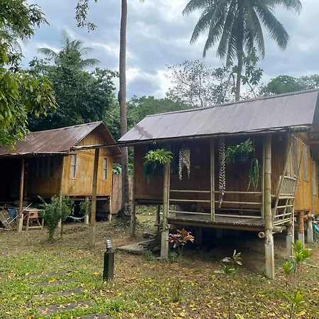 Coffee And Resort Koh Phayam Bagian luar foto